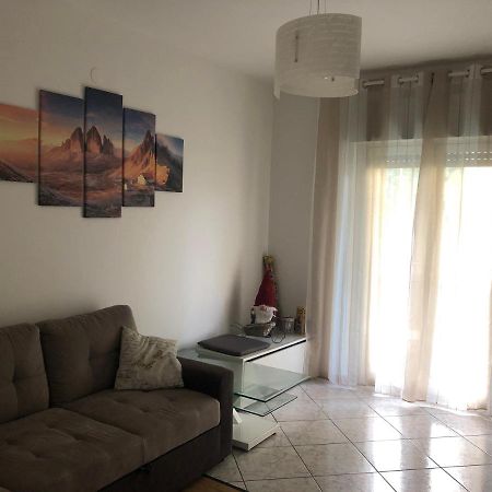 Casa Di Max - Private Room In Apartment With Shared Bathroom Free Parking Bolzano Exterior photo
